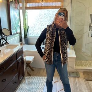 Widgeon Girl's Leopard Print Faux Fur Vest size XL